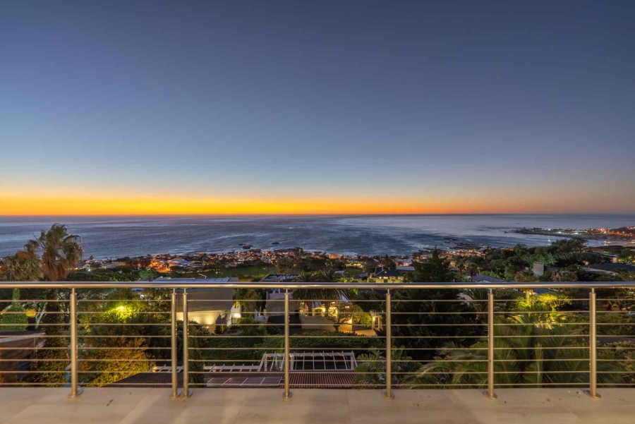 7 Bedroom Property for Sale in Camps Bay Western Cape